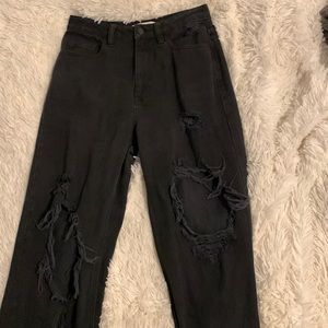 Pacsun Black 90’s Boyfriend Jeans. W26